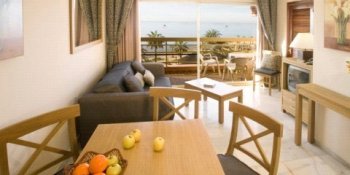 Apartamento en alquiler 3 y 4 semana agosto (1 linea playa)