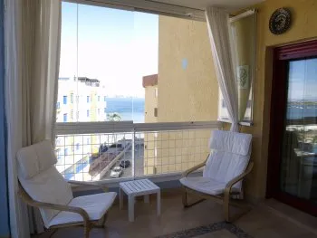 Moderno apartamento en 1 linea de playa en la manga del mar menor